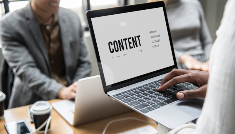 Content Pillar nên được sắp xếp theo trình tự