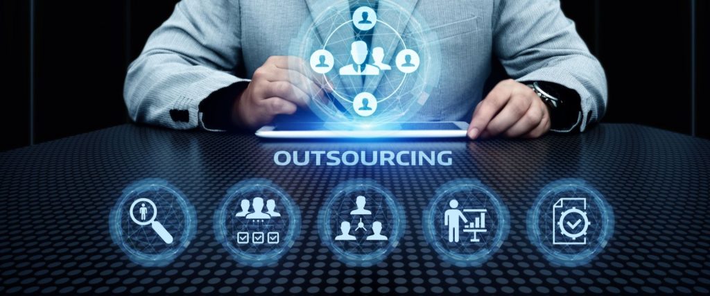 Lợi ích khi lựa chọn outsource